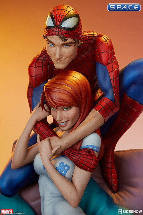 Spider Man And Mary Jane Maquette Marvel