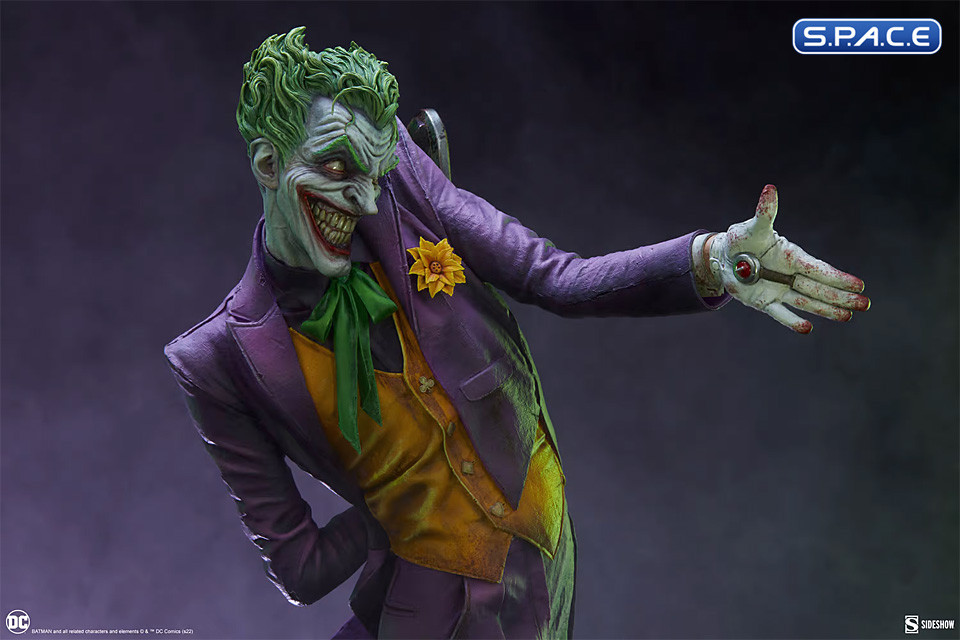 The Joker Premium Format Figure DC Comics