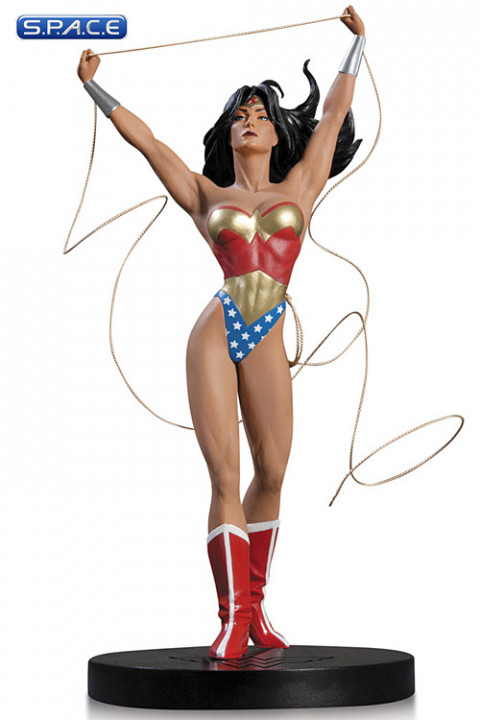 Wonder Woman Designer Statue by Adam Hughes (DC Comics)