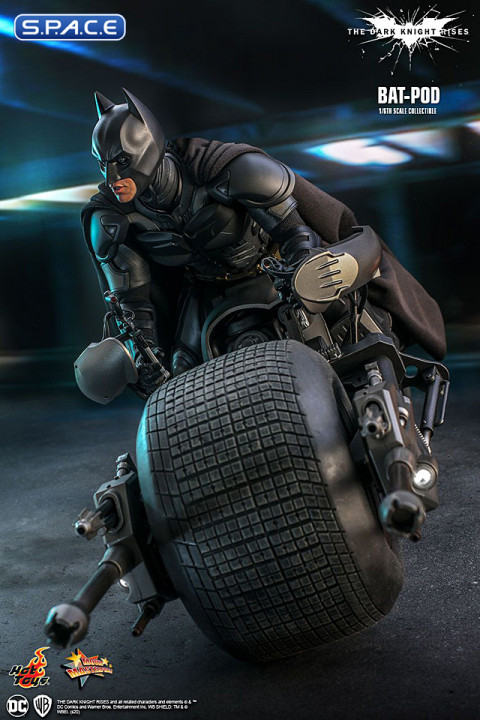 1/6 Scale Bat-Pod Movie Masterpiece MMS591 (Batman - The Dark Knight Rises)