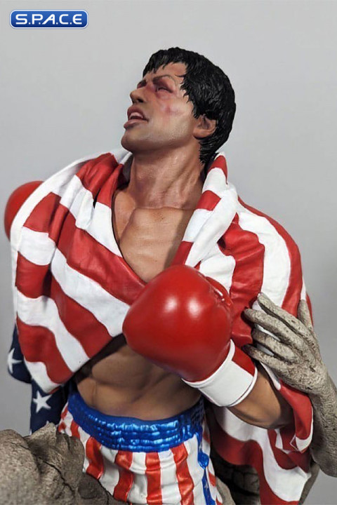 Rocky Balboa Statue (Rocky 4)