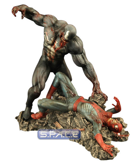 Zombie Spider-Man vs. Venom Statue (Marvel Milestones)