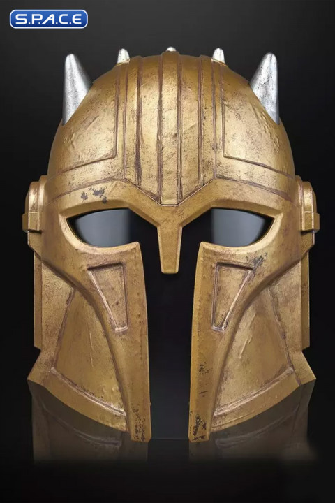 Electronic The Armorer Helmet from The Mandalorian (Star Wars - The Black Series)