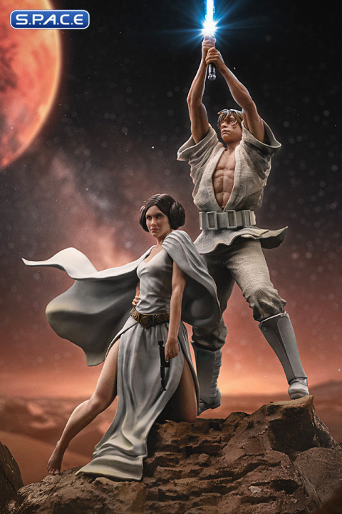 1/10 Scale Luke & Leia Movie Poster Deluxe Art Scale Statue (Star Wars)