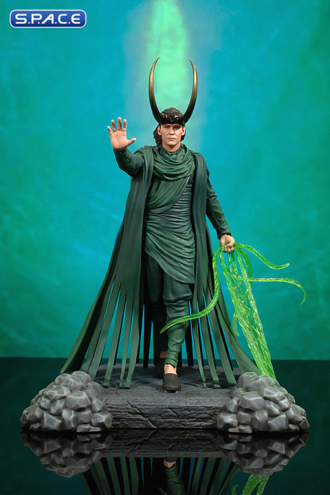 God Loki Deluxe Gallery PVC Statue (Loki)