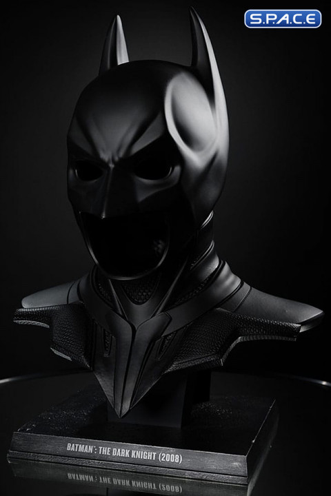 1:1 Batman Cowl Life-Size Replica (Batman - The Dark Knight)