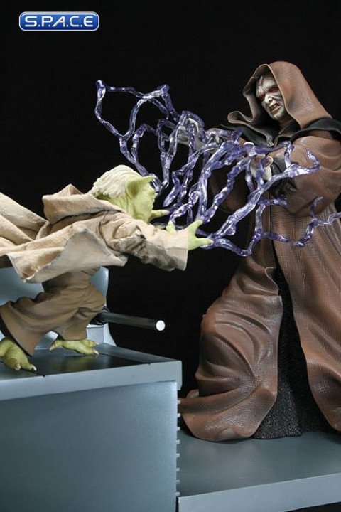 1/7 Scale Yoda vs. Emperor Palpatine ARTFX Statue (Star Wars)