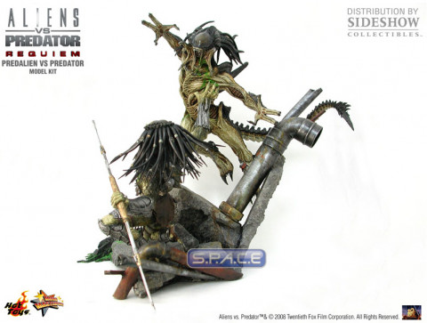 Sideshow Aliens vs. Predator Requiem Diorama Statue