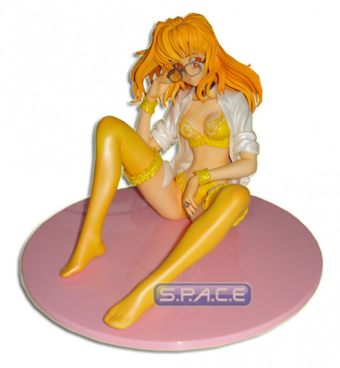 1/6 Scale Lesson B Yellow Lingerie PVC Statue (Pretty Cats...)