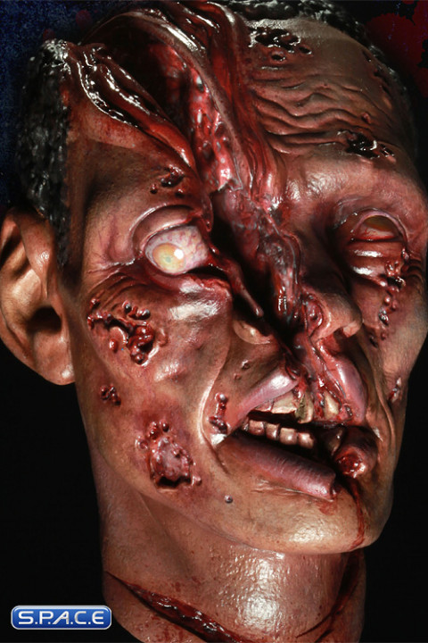 Specimen 714M Hatchetface Legendary Scale Bust (The Dead)