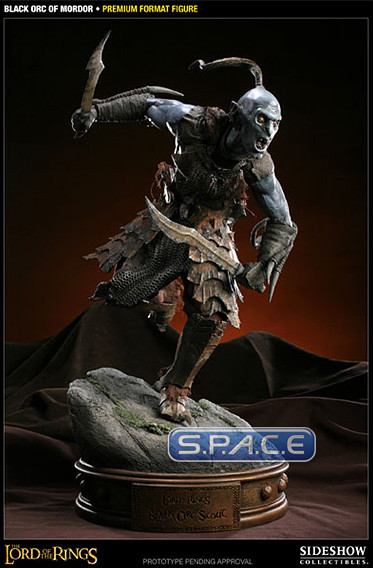 Black Orc Scout Premium Format Figure (The Lord of the Rings)