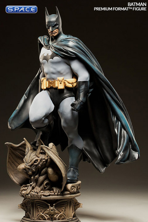 Batman Premium Format Figure DC Comics