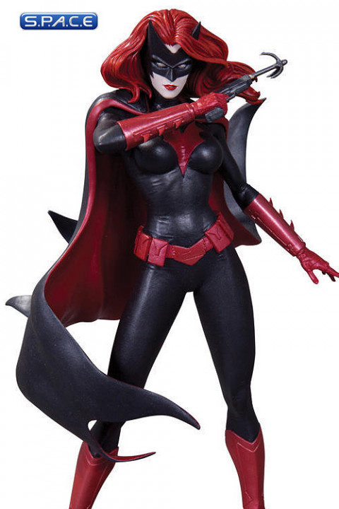 Batwoman Statue (DC Comics Cover Girls)