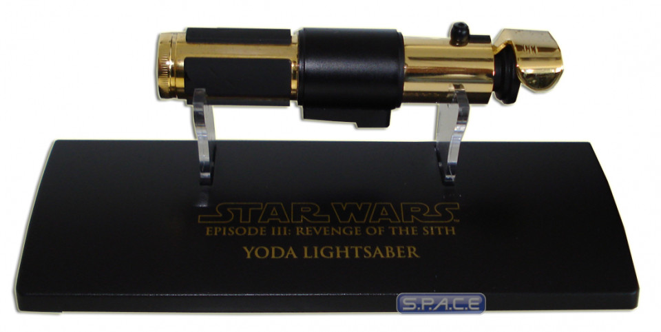 Yoda Lightsaber 0.45 Scale Replica GOLD (Star Wars E3 - ROTS) - S.P.A.C ...