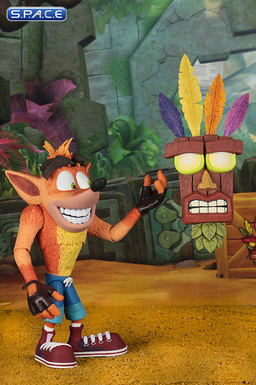 Ultra Deluxe Crash With Aku Aku Mask Crash Bandicoot 