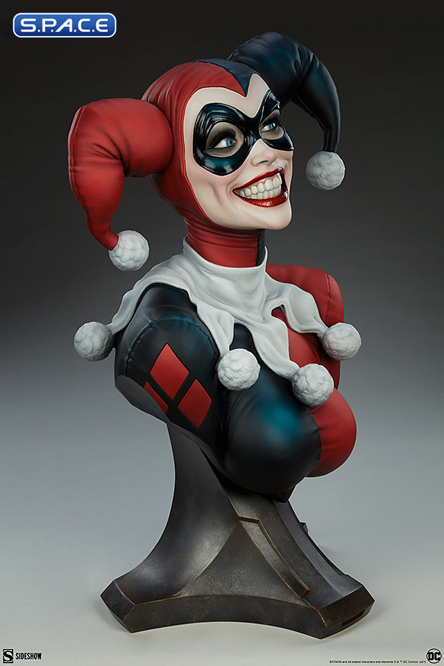 1:1 Harley Quinn Life-Size Bust (DC Comics)