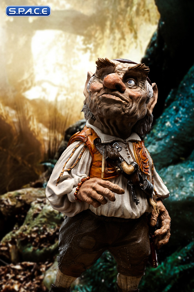 Hoggle Statue Labyrinth