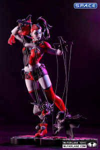 Harley Quinn red, white & black Statue by Emanuela Lupacchino (DC Comics)