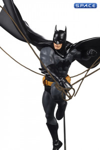 Batman Designer Series Statue by Dan Mora (DC Comics)