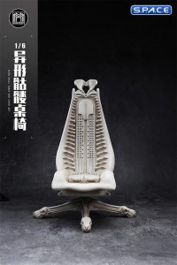 1/6 Scale Alien Skull Chair