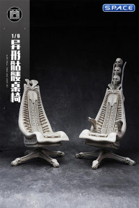 1/6 Scale Alien Skull Table and Chair Set