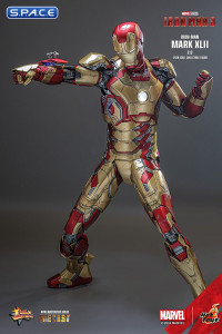 1/6 Scale Iron Man Mark XLII 2.0 Movie Masterpiece MMS758D65 (Iron Man 3)