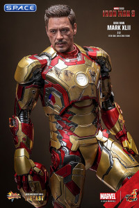 1/6 Scale Iron Man Mark XLII 2.0 Movie Masterpiece MMS758D65 (Iron Man 3)