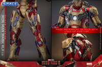 1/6 Scale Iron Man Mark XLII 2.0 Deluxe Version Movie Masterpiece MMS759D66 (Iron Man 3)