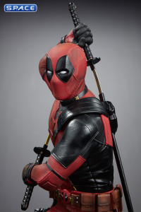 1/4 Scale Deadpool Legacy Replica Statue (Deadpool & Wolverine)