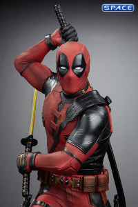 1/4 Scale Deadpool Legacy Replica Statue (Deadpool & Wolverine)