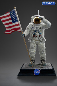 1/10 Scale Apollo 11 Astronaut Art Scale Statue (NASA)