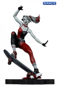 Harley Quinn red, white & black Statue by Ivan Tao (DC Comics)