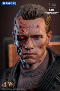 1/6 Scale T-800 Battle Damaged Version 2.0 DX46 (Terminator 2)