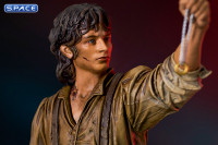 Frodo LOTR Deluxe Gallery PVC Statue (Lord of the Rings)