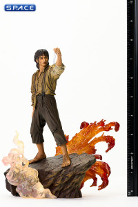 Frodo LOTR Deluxe Gallery PVC Statue (Lord of the Rings)