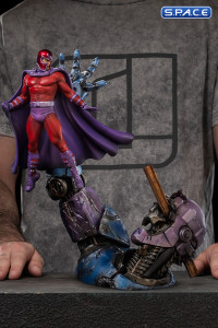 1/10 Scale Magneto vs. Sentinel Deluxe Art Scale Statue - 2023 Event Exclusive (Marvel)