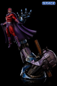 1/10 Scale Magneto vs. Sentinel Deluxe Art Scale Statue - 2023 Event Exclusive (Marvel)