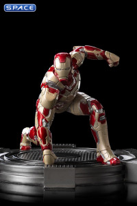 1/10 Scale Iron Man Mark 42 Art Scale Statue - 2023 Event Exclusive (Marvel)