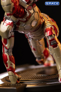 1/10 Scale Iron Man Mark 42 Art Scale Statue - 2023 Event Exclusive (Marvel)