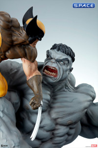 Grey Hulk vs. Wolverine Maquette (Marvel)