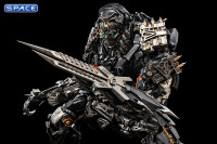 Lockdown DLX Scale Collectible Figure (Transformers: Age of Extinction)