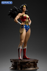 1/4 Scale Wonder Woman from DC Trinity Legacy Replica Statue (DC Comics)