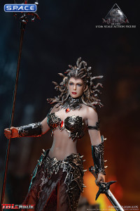 1/12 Scale Silver Medusa