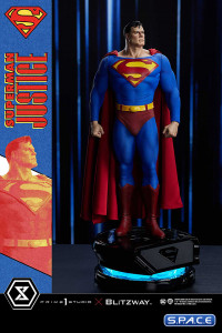 1/4 Scale Superman Premium Masterline Statue (DC Comics)