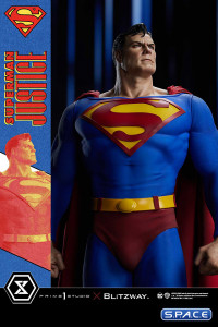 1/4 Scale Superman Premium Masterline Statue (DC Comics)