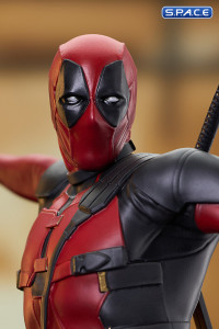 Deadpool Gallery PVC Statue (Deadpool & Wolverine)