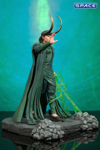 God Loki Deluxe Gallery PVC Statue (Loki)