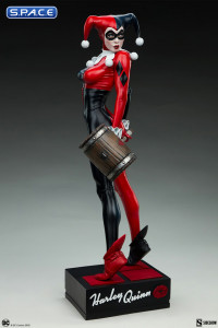 Harley Quinn Premium Format Figure (DC Comics)