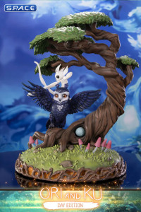 Ori & Ku Statue - Day Variation (Ori and the Will of the Wisps)