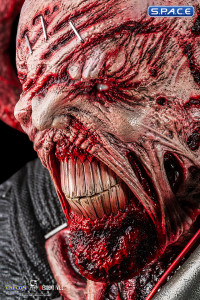 1:1 Nemesis Life-Size Bust (Resident Evil 3)